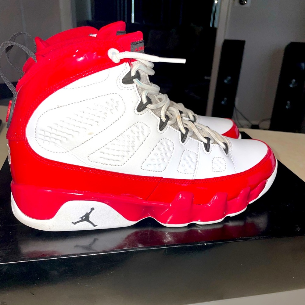 Jordan Retro 9s